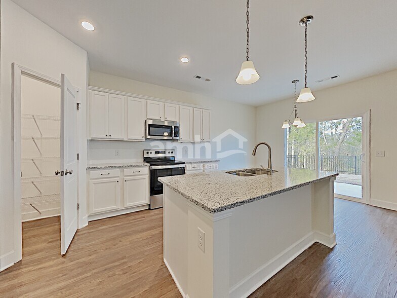 Building Photo - 5270 Lake Maxwell Dr