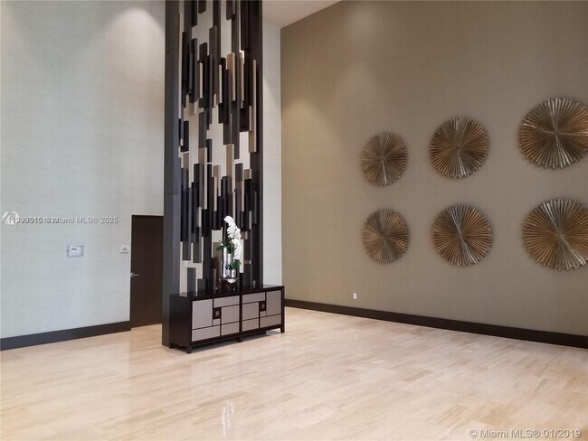 Building Photo - 5252 NW 85th Ave