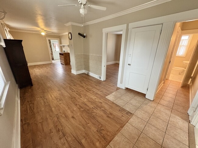 Building Photo - 793 Valley Rd