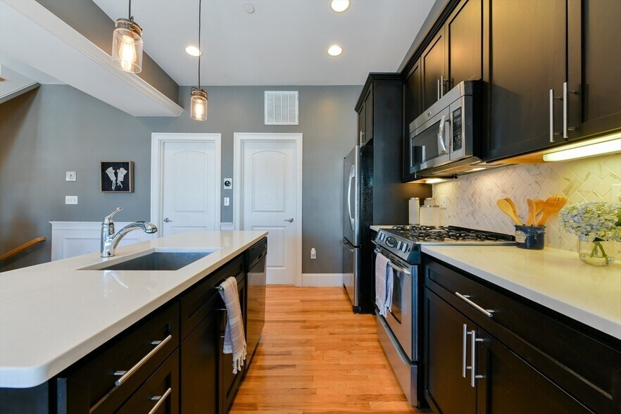 Building Photo - 5 Grimes St