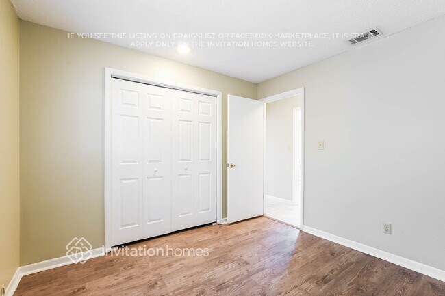 Building Photo - 343 Kantor Blvd