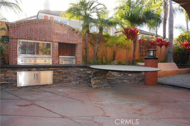 Building Photo - 6276 Morningside Dr