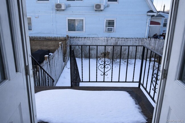 Building Photo - 19-16 150th St