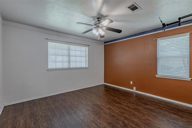 Building Photo - 5016 Emerald Lake Dr
