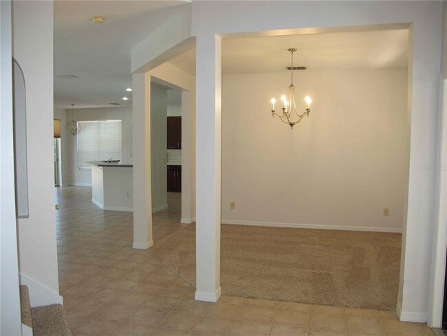 Building Photo - 10044 Canopy Tree Ct