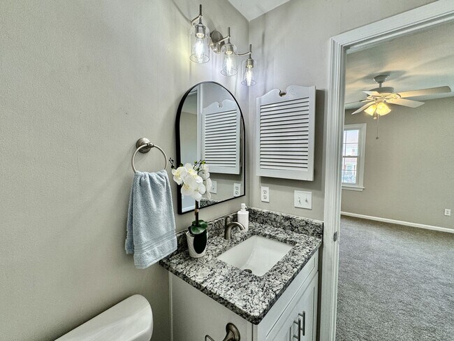 Building Photo - COMPLETELY Updated & Ready 08-21-26!! Sparkling Community Pool - Pet Friendly - Fenced Backyard!
