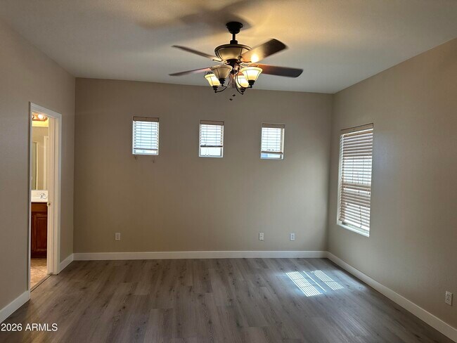 Building Photo - 14909 N 159th Dr