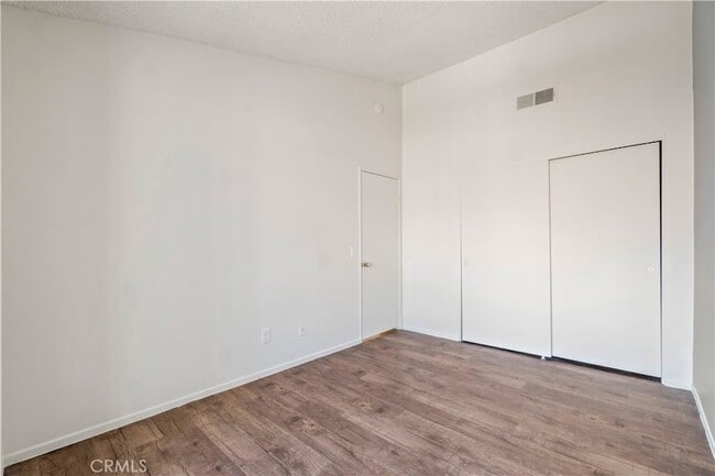 Building Photo - 1113 Turquoise St