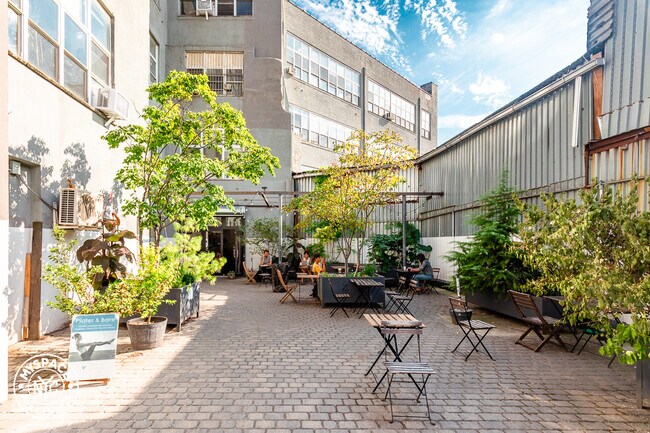 Building Photo - 1087 Flushing Ave