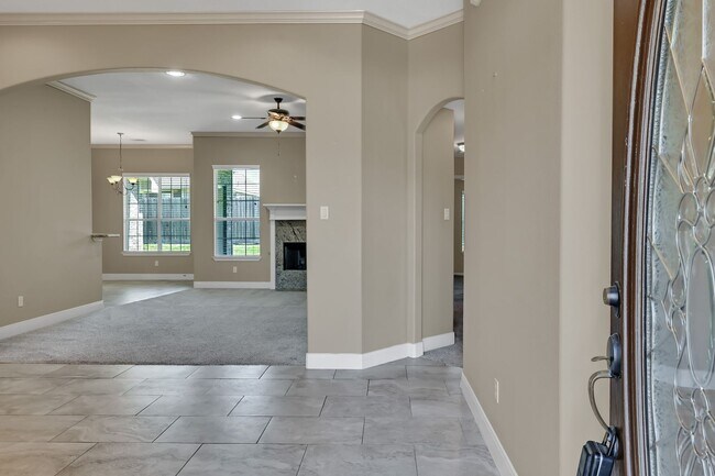 Building Photo - One story, and a 3-car garage!