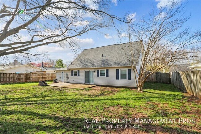 Building Photo - 13228 Pleasantview Ln