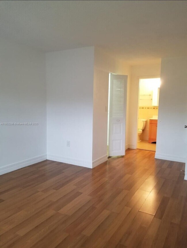 Building Photo - 15610 SW 80th St