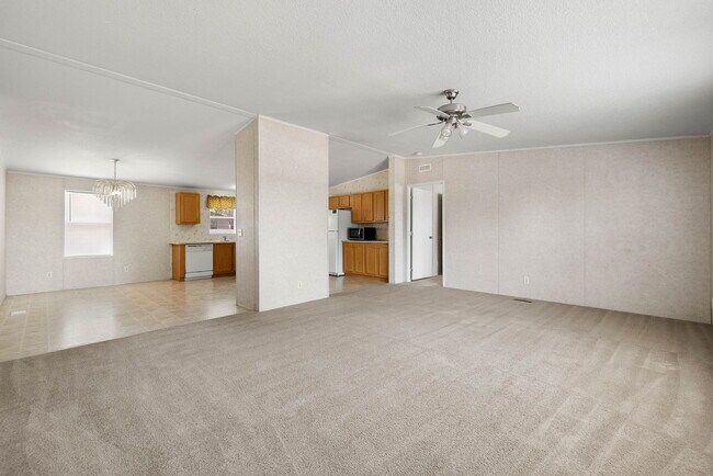 Building Photo - 24255 N Cleveland St