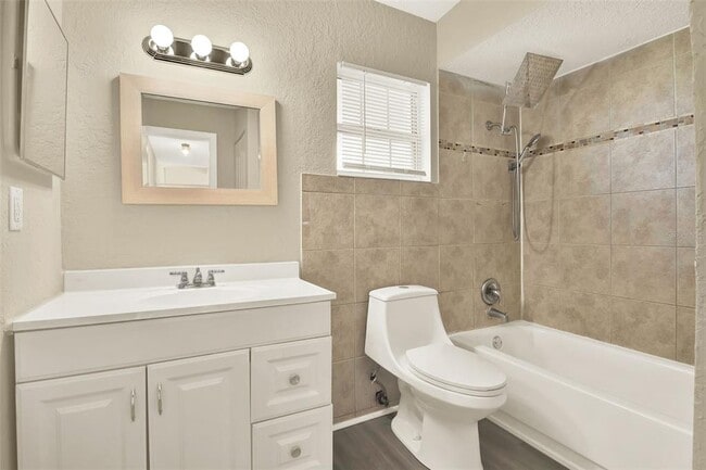 Building Photo - 3 Trophy Ln