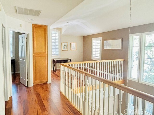 Building Photo - 5 St Pierre