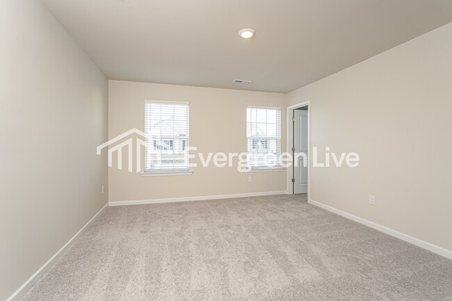 Building Photo - 828 Pear Blossom Ct