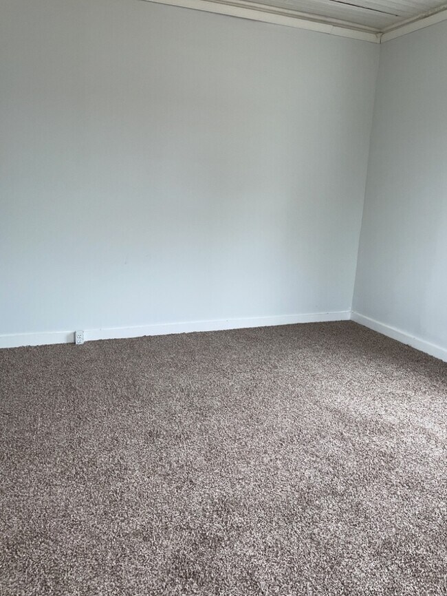 Building Photo - 3 Bedroom Belton Home