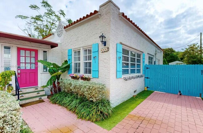 Primary Photo - 516 Hampton Rd