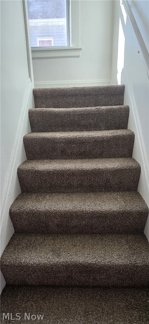 Building Photo - 1235 Bellows St