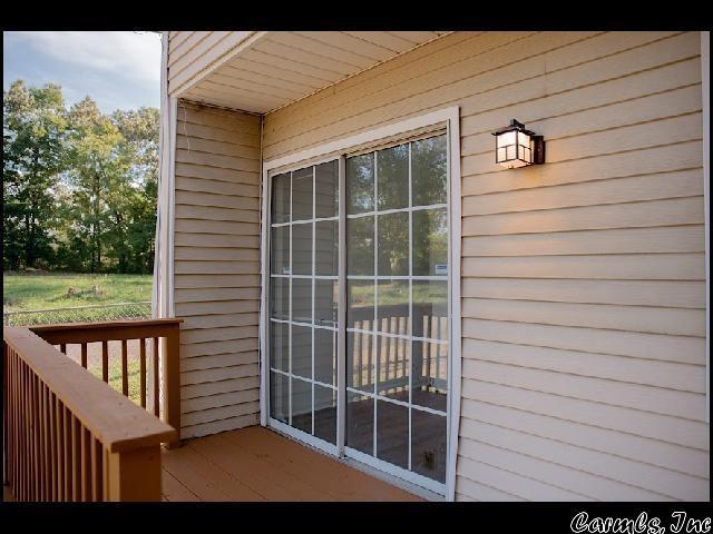 Building Photo - 721 S Valentine St