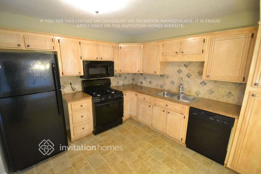 Building Photo - 6198 Brookside Ln