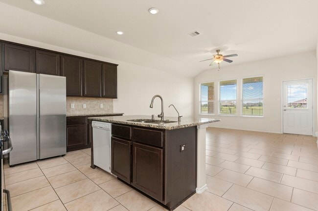 Building Photo - 23607 Legano Dr