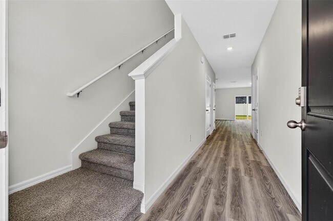 Building Photo - 31264 Paper Birch St