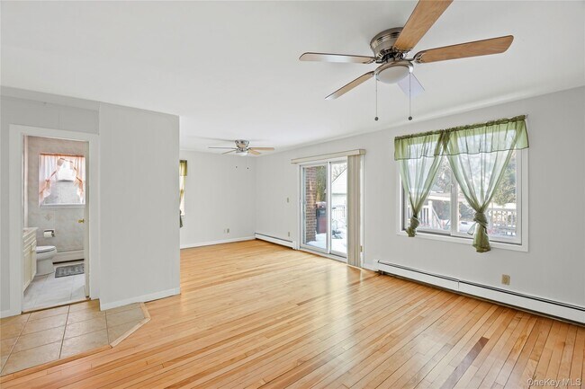 Building Photo - 39 Stewart St