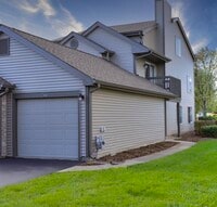 Building Photo - 364 Grissom Ct