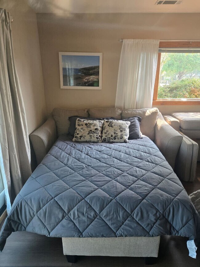 Building Photo - 1207 Shahan Prairie Rd