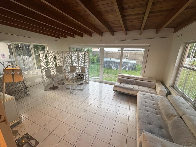 Building Photo - 2255 SW 2nd Terrace