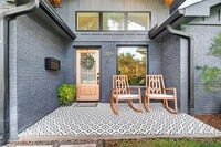 Building Photo - 209 Woodard St