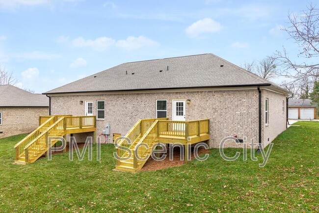 Building Photo - 4207 Willard Dr