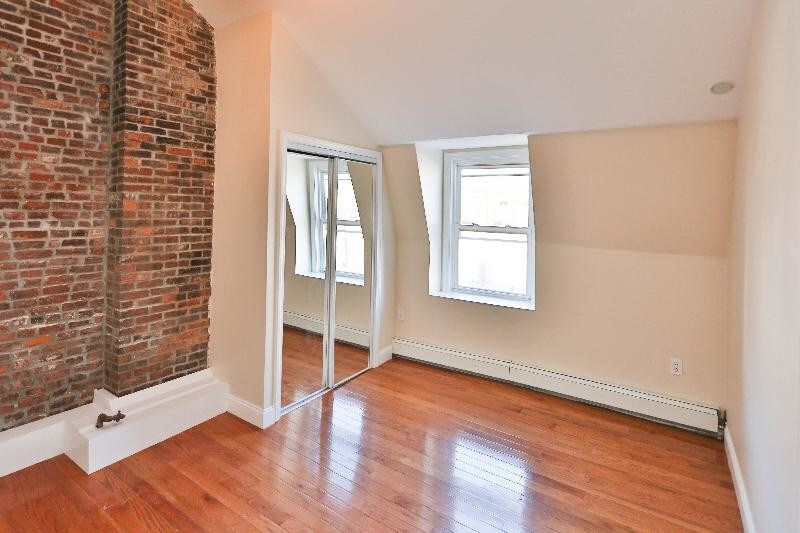 Building Photo - 82 Bremen St