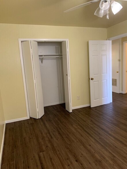 Bdrm 1 Closet - 3502 Campbell St