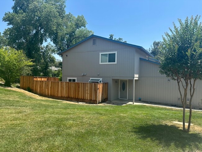 Building Photo - 4053 Quarry Ct