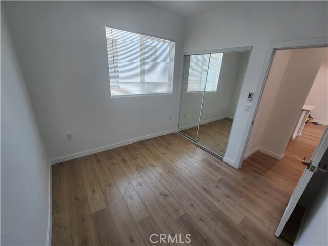 Building Photo - 10940 Oxnard St