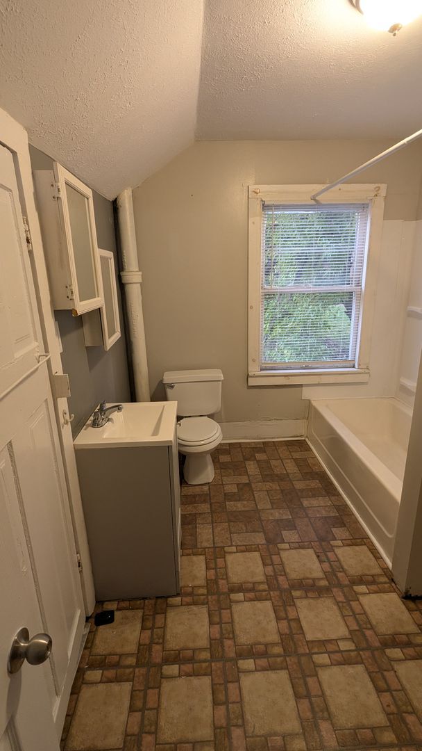 Building Photo - Atlas Investment Group, LLC (250 Cross St)