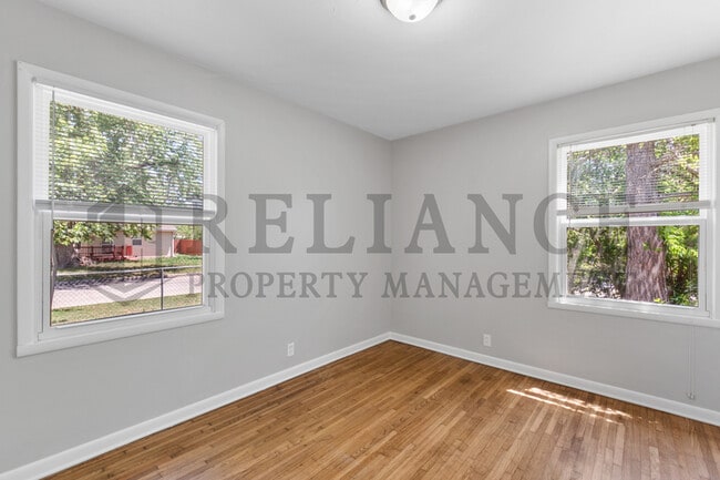 Building Photo - 1817 Catherine St