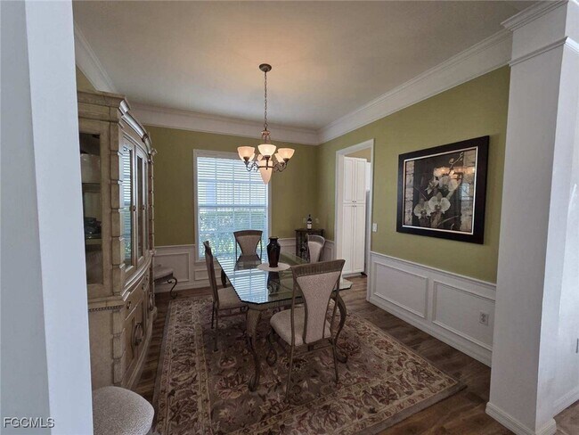 Building Photo - 9129 Links Dr