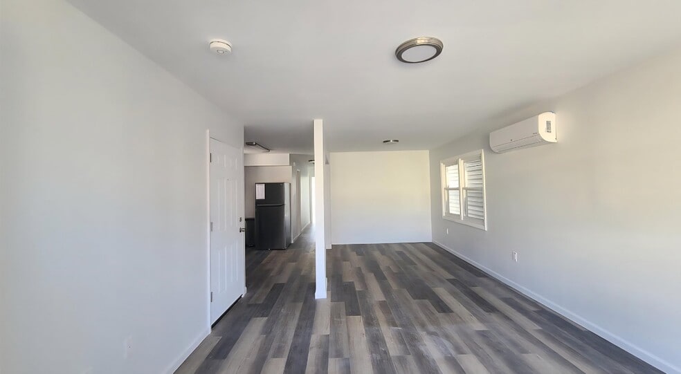 Building Photo - 150 New York Ave