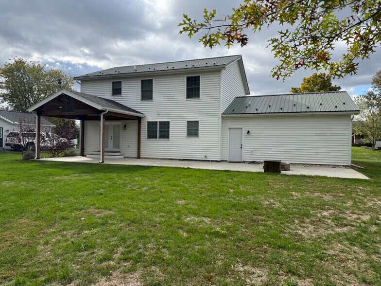 Building Photo - 125 Fieldstone Dr