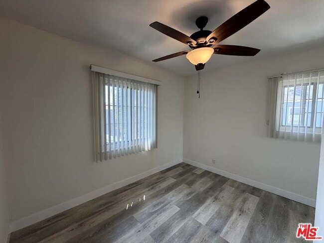 Building Photo - 8818 Ramsgate Ave