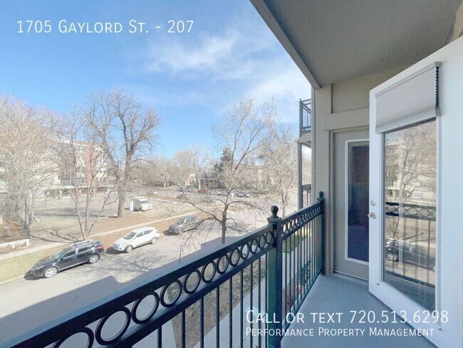 Building Photo - 1705 N Gaylord St