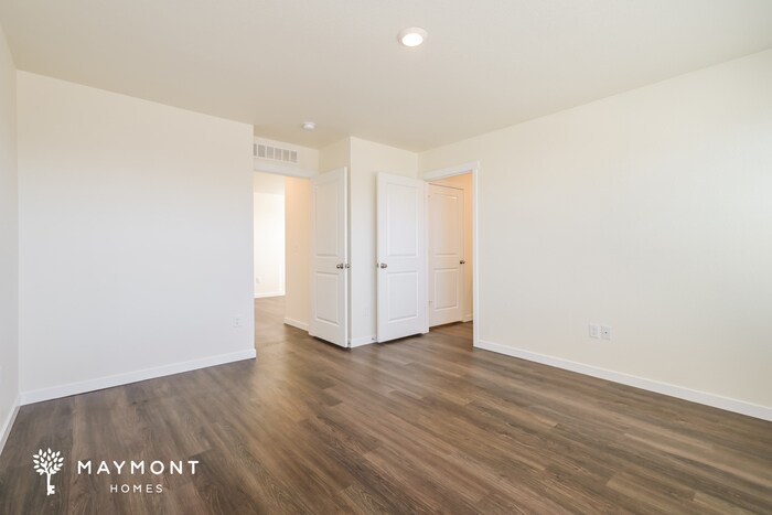 Building Photo - 13433 Oneida Ln