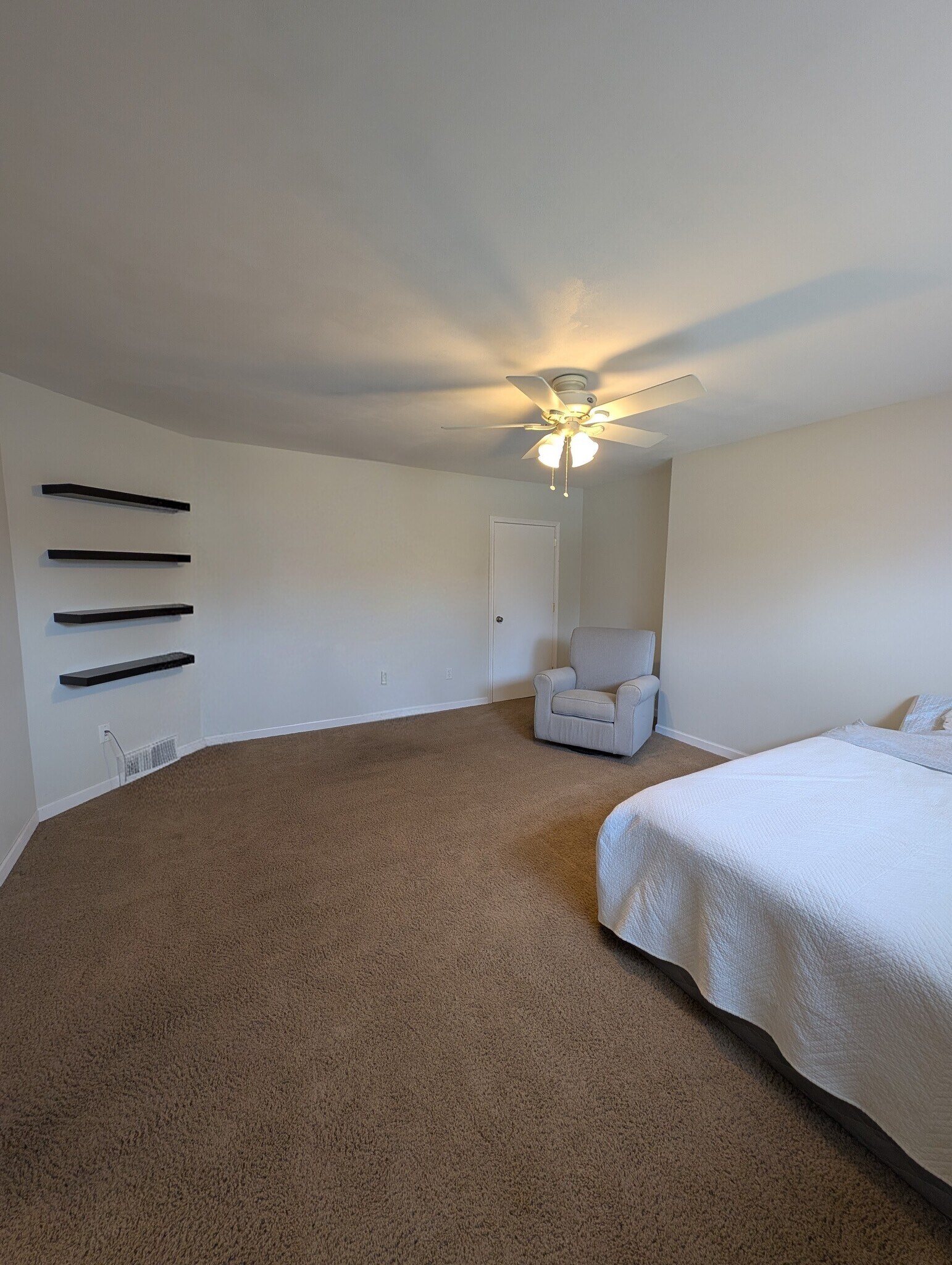 Building Photo - 518 Lexington Dr