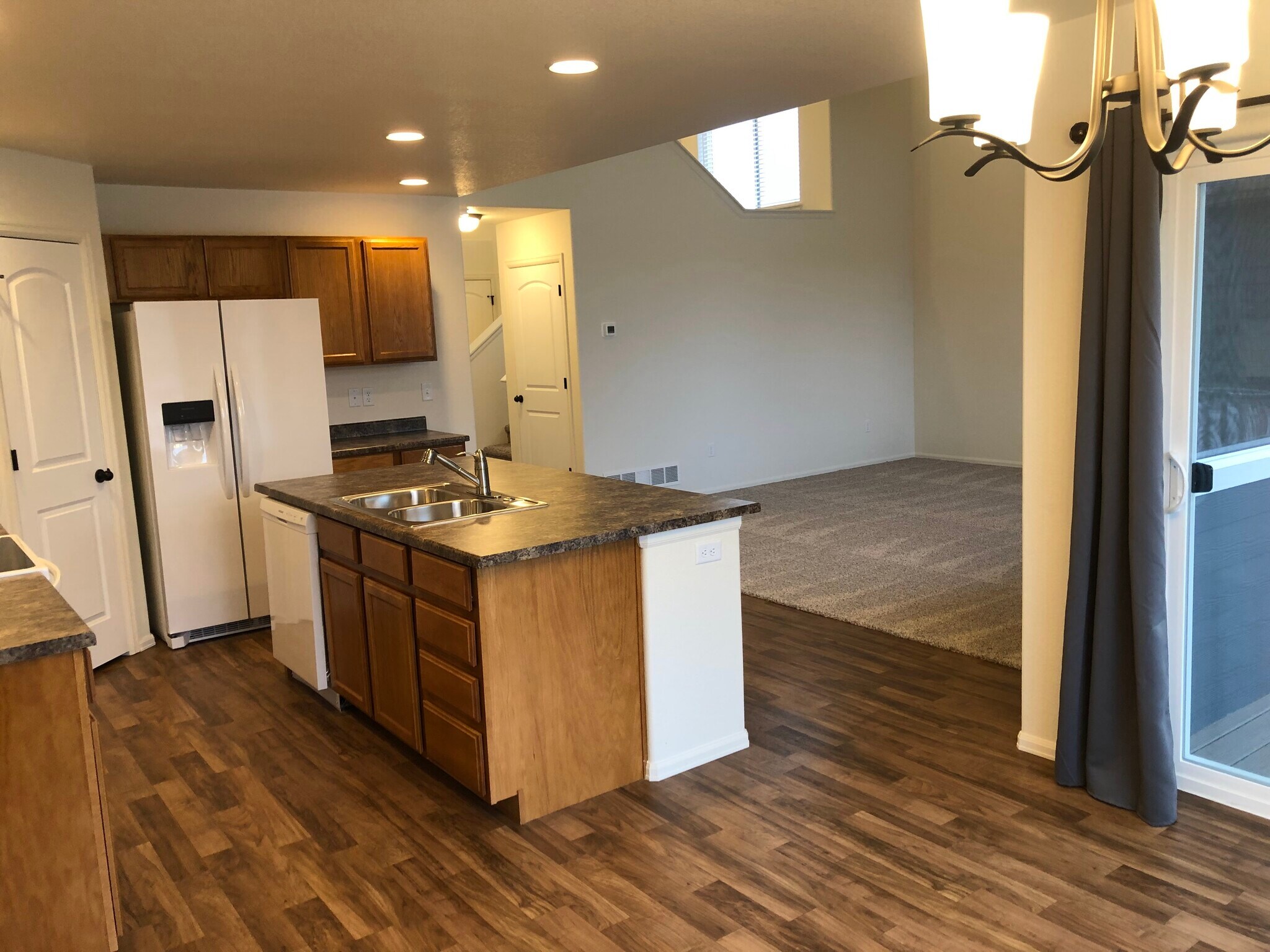 Building Photo - 622 Rosedale St