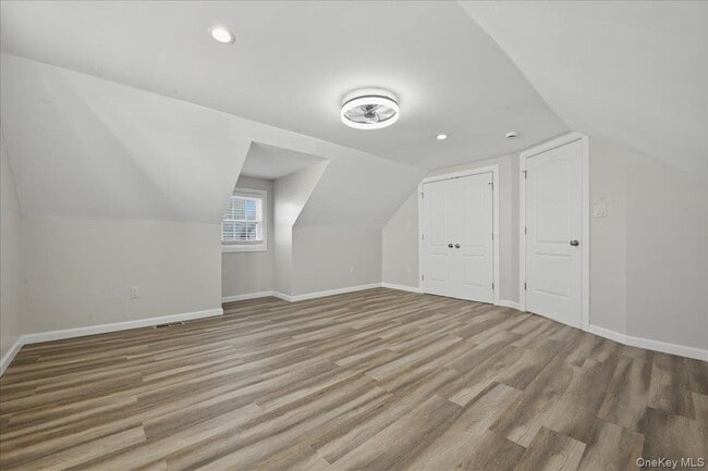 Building Photo - 18 Durham Rd