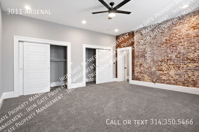 Building Photo - 3011 Arsenal-