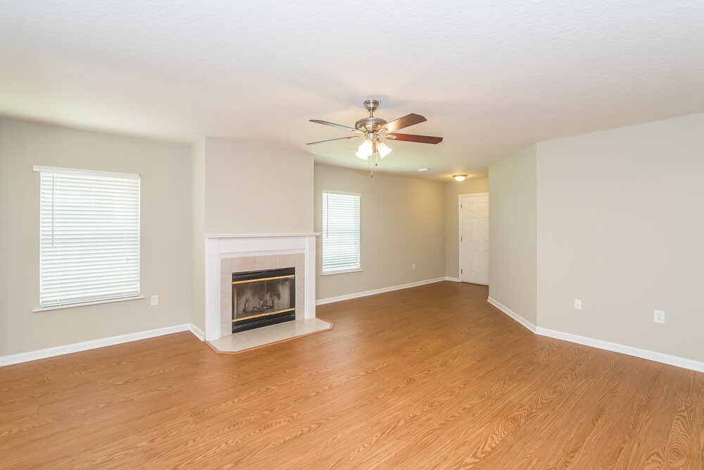 Building Photo - 1071 Collinswood Dr W